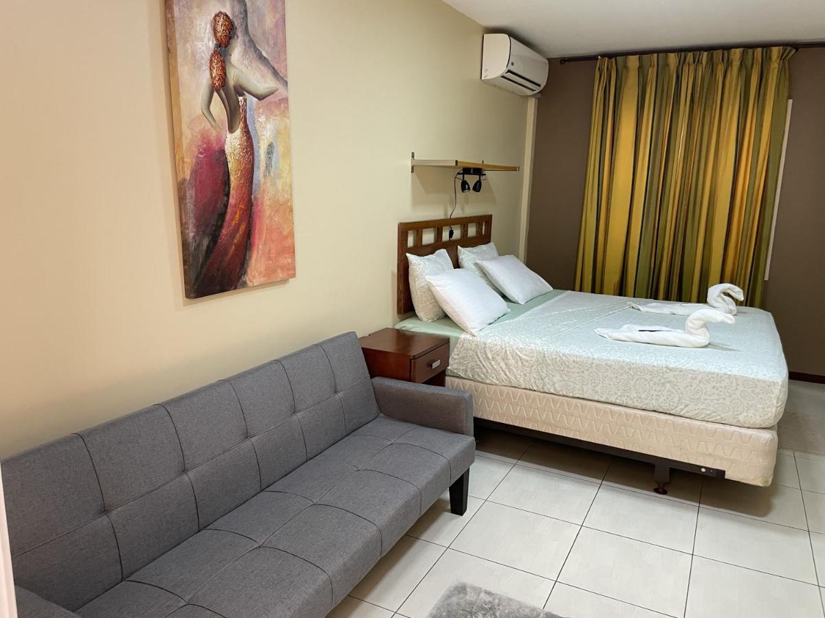 101 Suites باراماريبو المظهر الخارجي الصورة