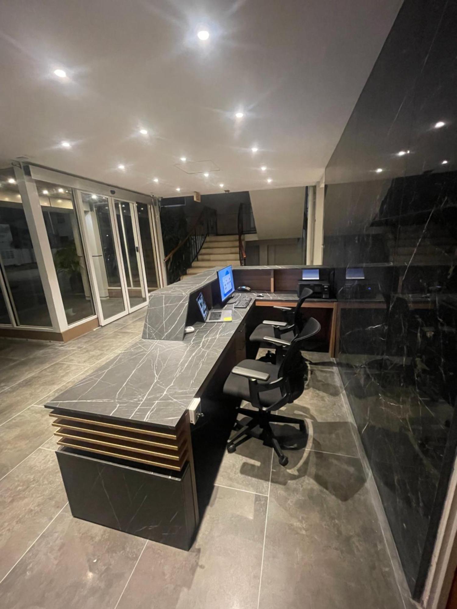 101 Suites باراماريبو المظهر الخارجي الصورة
